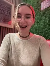 The_Snowwhitee stripchat stream image, 13.02.2025 19:30