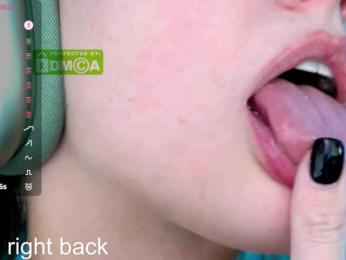 VikkiExtraCheese bongacams stream image