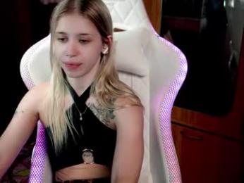 ho1yh01e chaturbate stream image