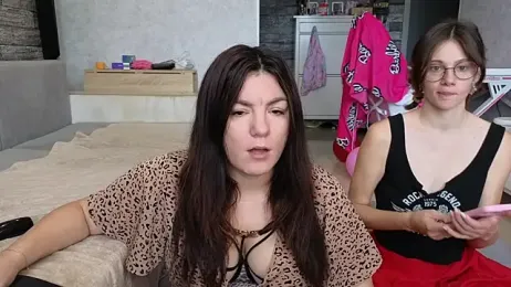 Vika_loves_you stripchat stream image