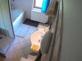 voyeurcam-julmodels-bath-2nd-2 camsoda stream image, 07.08.2025 18:00