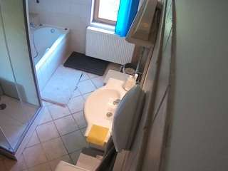 voyeurcam-julmodels-bath-2nd-2 camsoda stream image, 07.08.2025 18:00