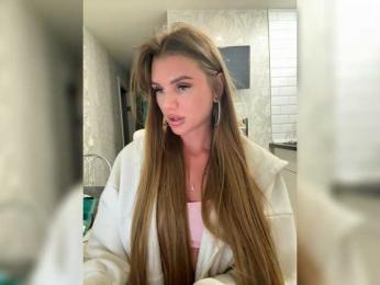 SweetyMia bongacams stream image, 18.08.2025 12:00