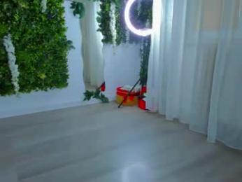 zinasquirts chaturbate stream image