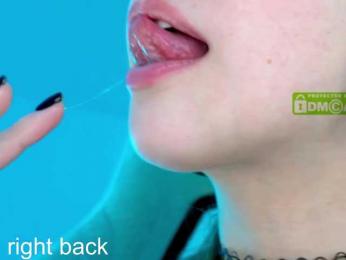 VikkiExtraCheese bongacams stream image