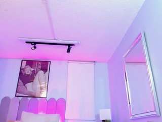 lady-brownn camsoda stream image, 14.02.2025 11:30