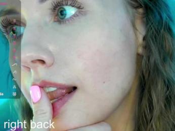 VikkiExtraCheese bongacams stream image