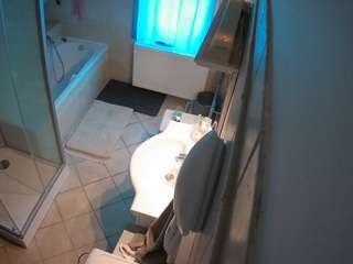 voyeurcam-julmodels-bath-2nd-2 camsoda stream image, 16.08.2025 18:30