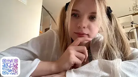 FruityXo stripchat stream image