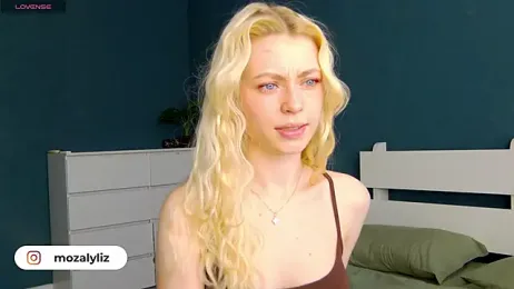 Mozaly stripchat stream image, 29.08.2025 11:30