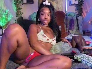 lovely-brown94 camsoda stream image