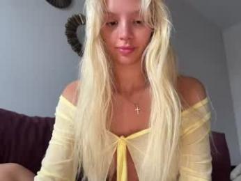 lesi_moonie chaturbate stream image