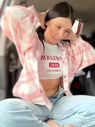 JulliaVegas stripchat stream image, 10.09.2025 01:10
