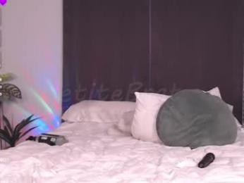 petitebrat chaturbate stream image, 12.09.2025 19:10