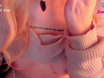 honey_pinkgreen chaturbate stream image, 13.09.2025 09:30