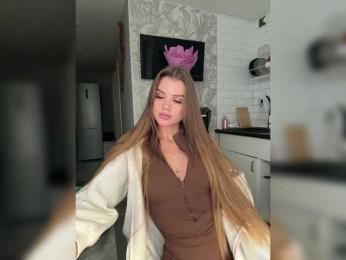SweetyMia bongacams stream image, 13.09.2025 08:30
