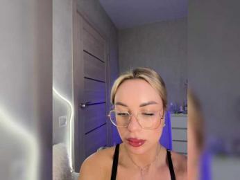 Mila-m bongacams stream image, 14.09.2025 19:00