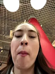 Holly_Play stripchat stream image, 16.09.2025 09:10