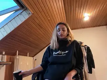 ClaireDeLunee stripchat stream image, 17.09.2025 17:40