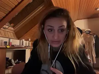 ClaireDeLunee stripchat stream image, 17.09.2025 17:40