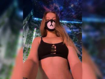 -Summer- bongacams stream image, 18.09.2025 01:10
