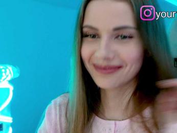 VikkiExtraCheese bongacams stream image