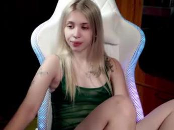 ho1yh01e chaturbate stream image