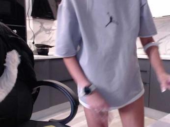 blondalina bongacams stream image, 24.09.2025 12:00