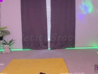 petitebrat chaturbate stream image, 25.09.2025 19:50