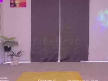 petitebrat chaturbate stream image, 29.09.2025 02:00