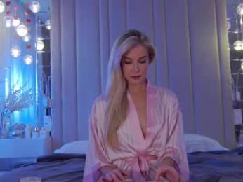 krissone chaturbate stream image, 18.02.2025 15:00