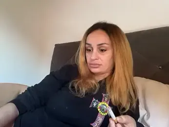 ClaireDeLunee stripchat stream image, 01.10.2025 12:00
