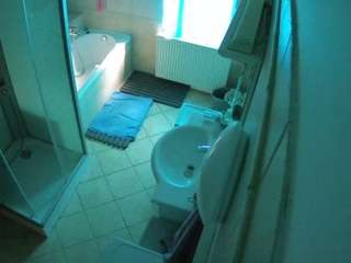 voyeurcam-julmodels-bath-2nd-2 camsoda stream image, 25.09.2025 23:40