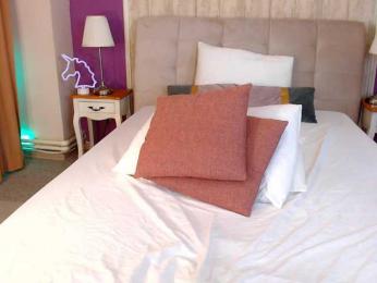 XKimoraX bongacams stream image