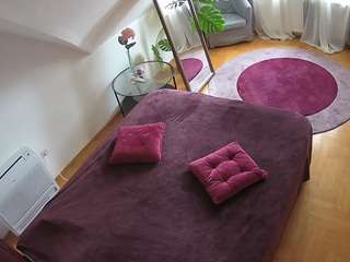 voyeurcam-julmodels-whitebed-4 camsoda stream image, 09.10.2025 18:00