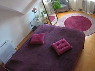 voyeurcam-julmodels-whitebed-4 camsoda stream image, 09.10.2025 18:00