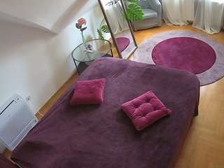 voyeurcam-julmodels-whitebed-4 camsoda stream image, 09.10.2025 18:00