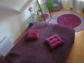 voyeurcam-julmodels-whitebed-4 camsoda stream image, 09.10.2025 18:00