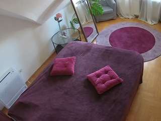 voyeurcam-julmodels-whitebed-4 camsoda stream image, 09.10.2025 18:00