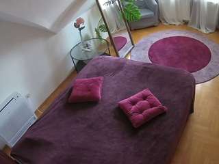 voyeurcam-julmodels-whitebed-4 camsoda stream image, 09.10.2025 18:00