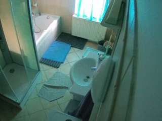voyeurcam-julmodels-bath-2nd-2 camsoda stream image, 09.10.2025 18:00