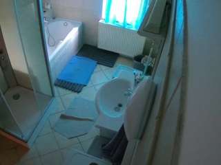 voyeurcam-julmodels-bath-2nd-2 camsoda stream image, 09.10.2025 18:00