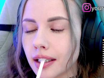VikkiExtraCheese bongacams stream image