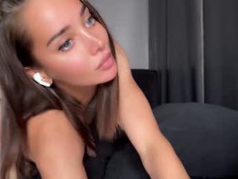 quantum_heart chaturbate stream image, 14.10.2025 10:10