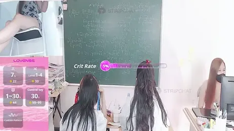 _Math_ stripchat stream image, 18.10.2025 06:30