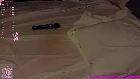 Hollara_Bangg stripchat stream image, 21.10.2025 04:10