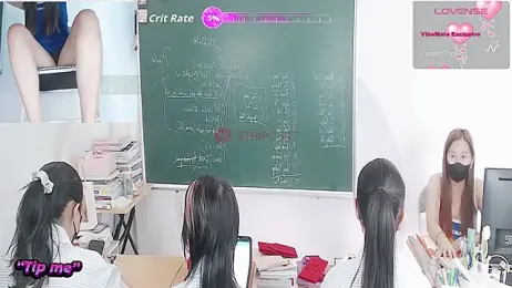 _Math_ stripchat stream image, 22.10.2025 02:50