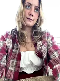 Puzdosia stripchat stream image, 22.10.2025 07:40