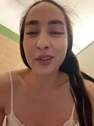 Holly_Play stripchat stream image, 24.10.2025 10:00