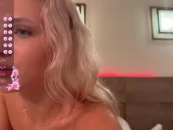 roselyn_rose chaturbate stream image, 24.10.2025 16:10